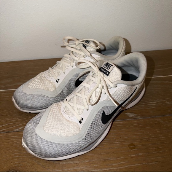 Nike Shoes - Women’s Nike Training flex Tr6 Running shoes